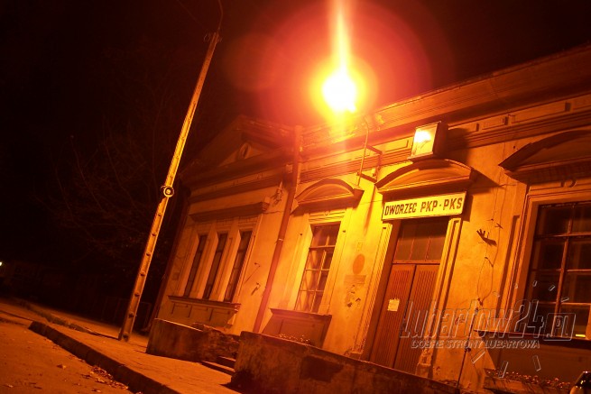 Dworzec PKP-PKS nocą