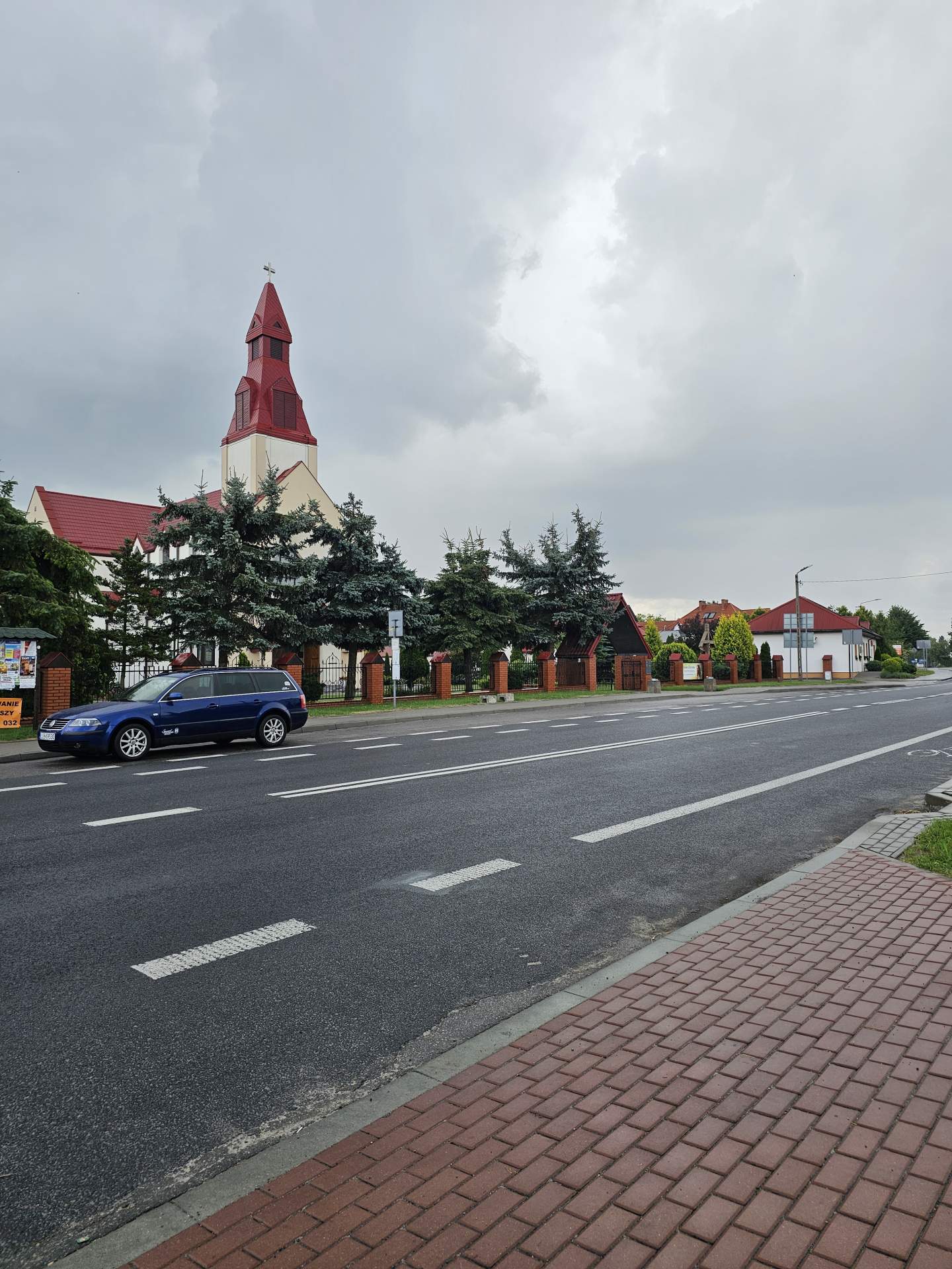 Parking kościół lisów
