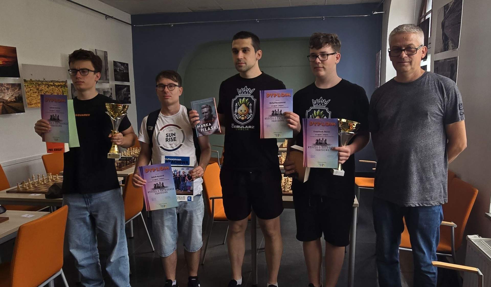 Wyścig o kategorie szachowe