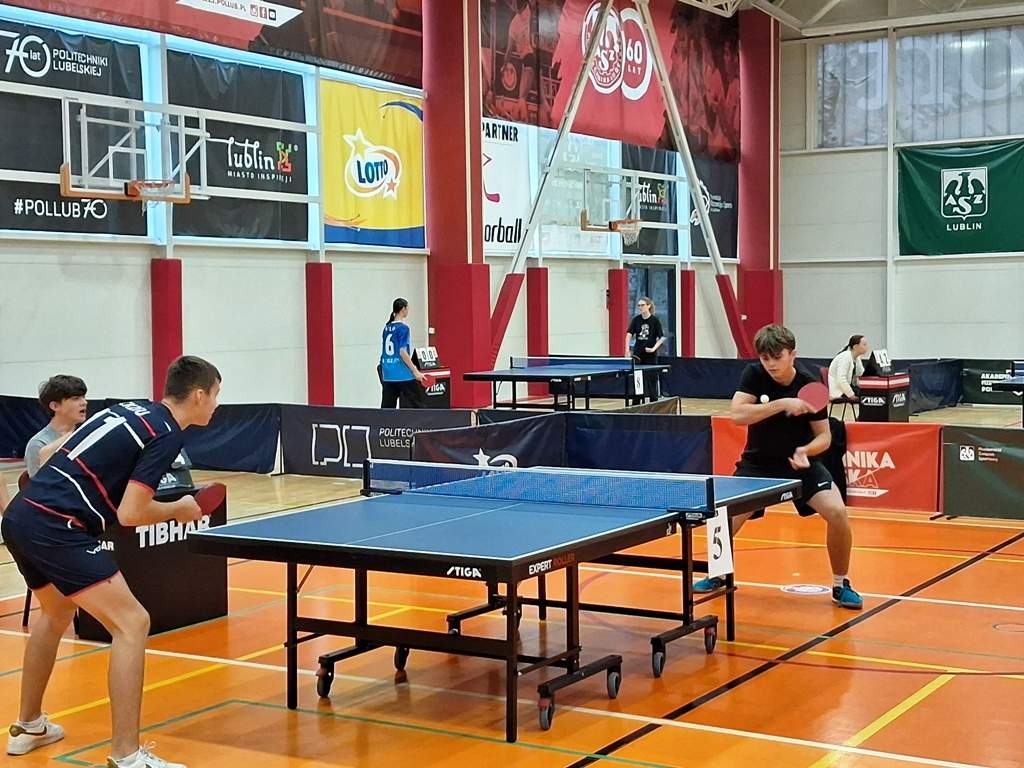 Sukcesy tenisistów z II LO