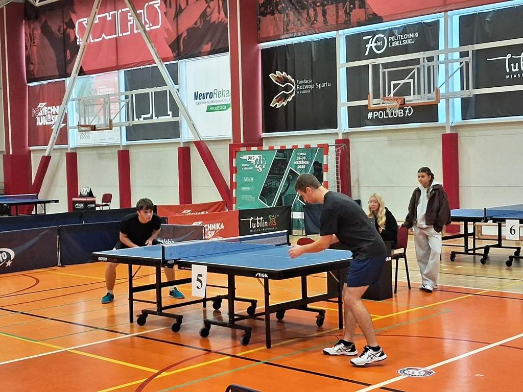 Sukcesy tenisistów z II LO