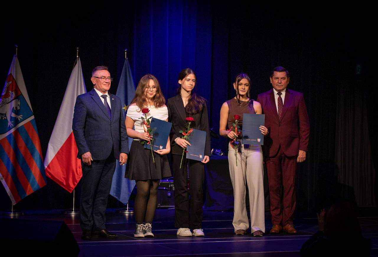 92 stypendystów z ZS2