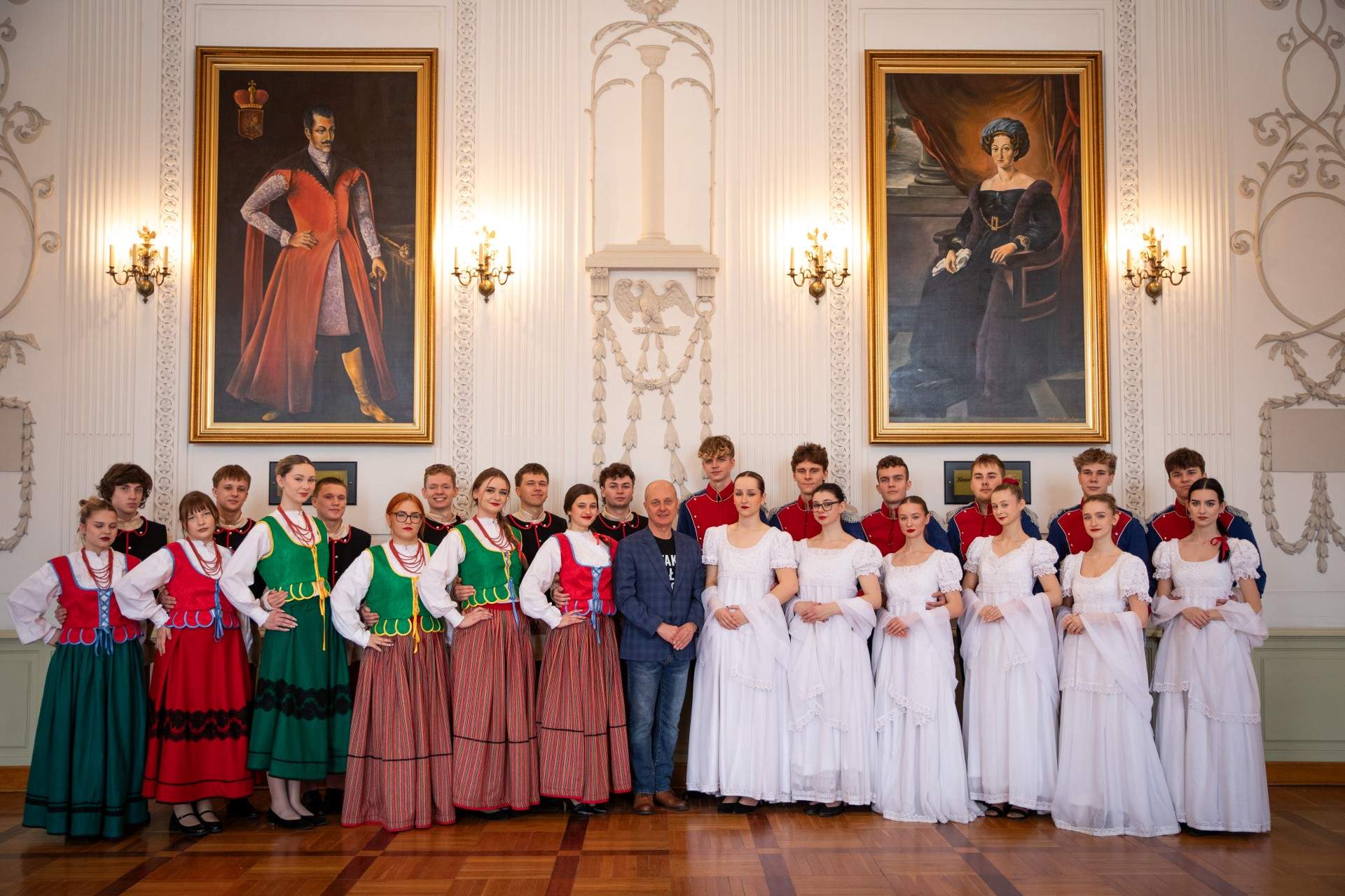 Polonez w sali rycerskiej