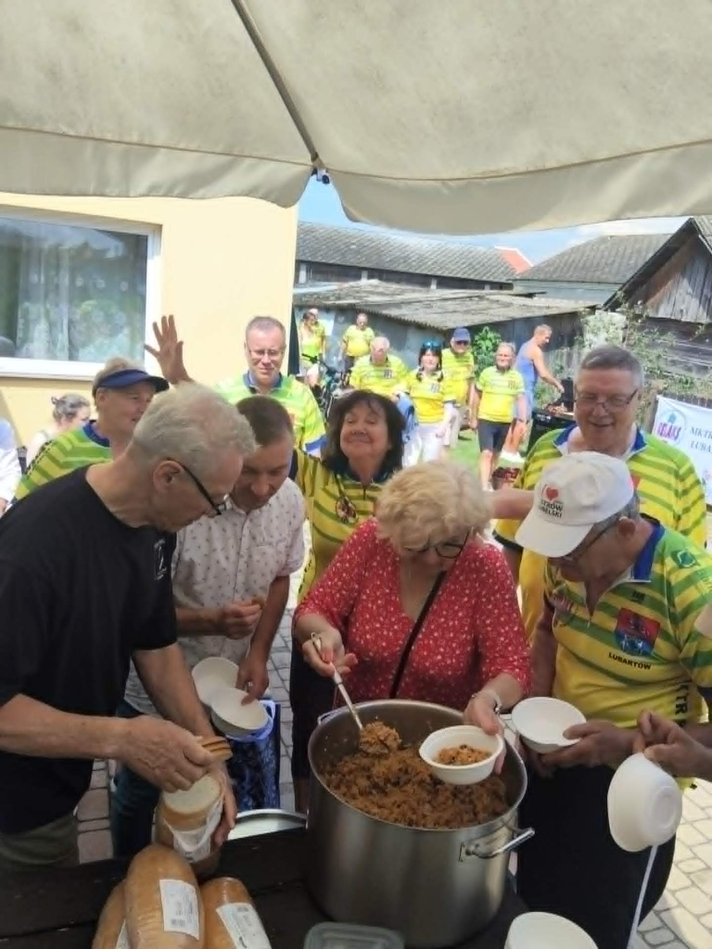 Wakacyjne strzelanie z łuku