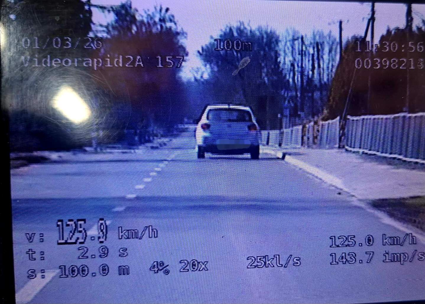 Mieszkanka powiatu lubartowskiego straciła prawo jazdy. Jechała 125 km/h w terenie zabudowanym
