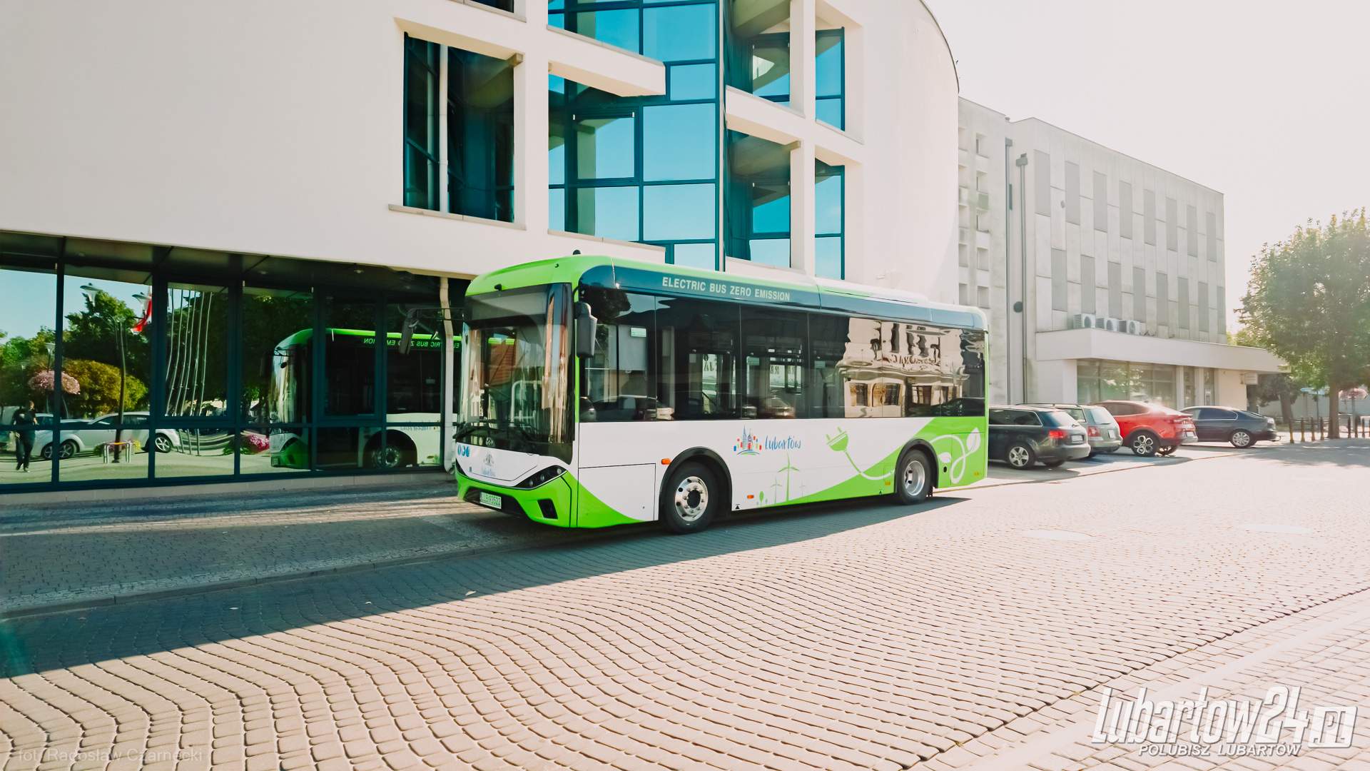 Mieszkańcy chcą autobusu pod szkoły, do szpitala i na Wojska Polskiego - raport z konsultacji