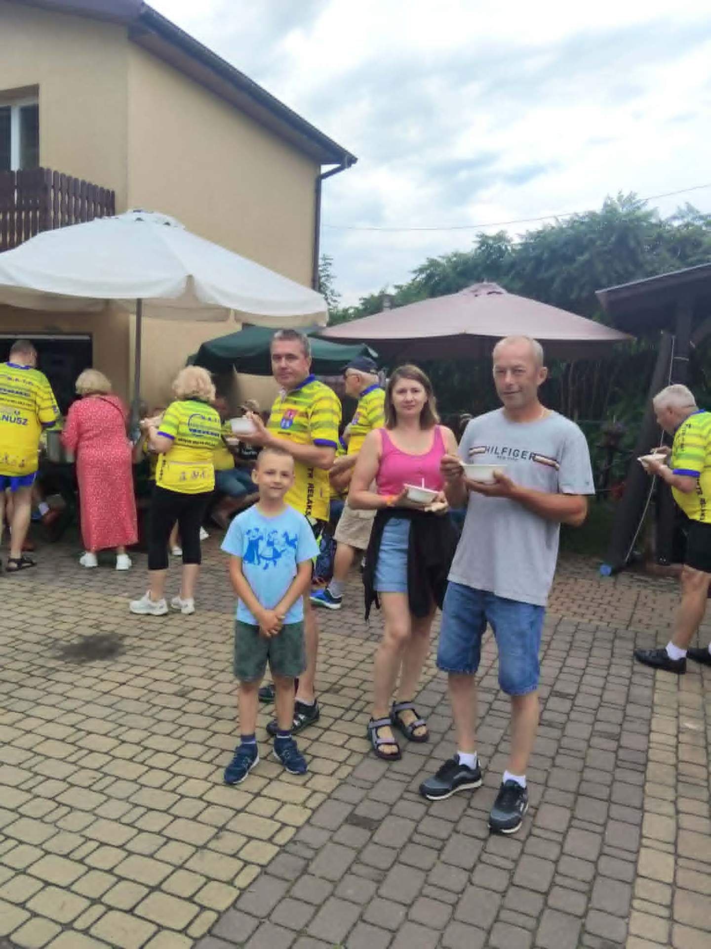 Wakacyjne strzelanie z łuku