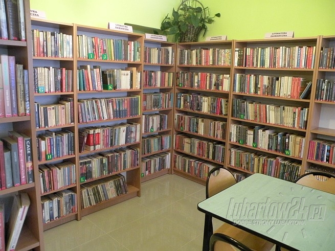 Biblioteka w Niedźwiadzie po zmianach