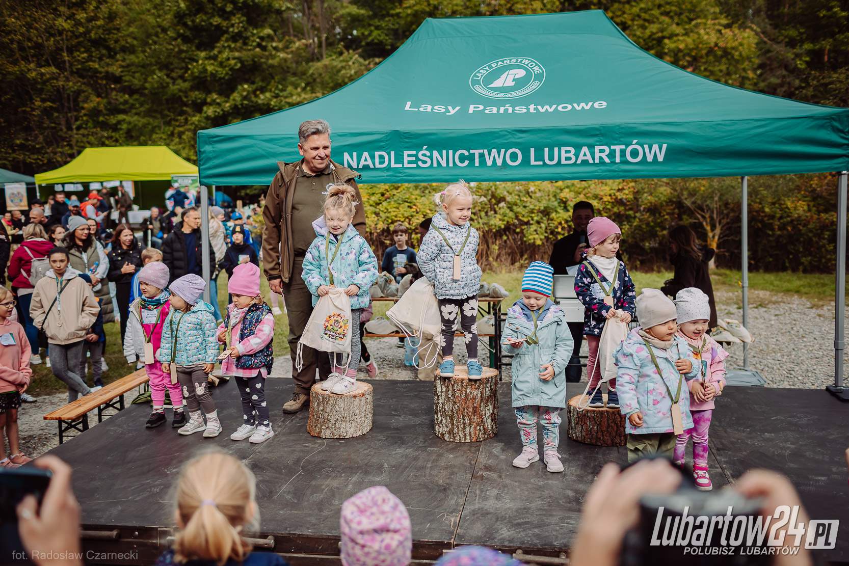 Dzieci biegają, bo lubią lasy