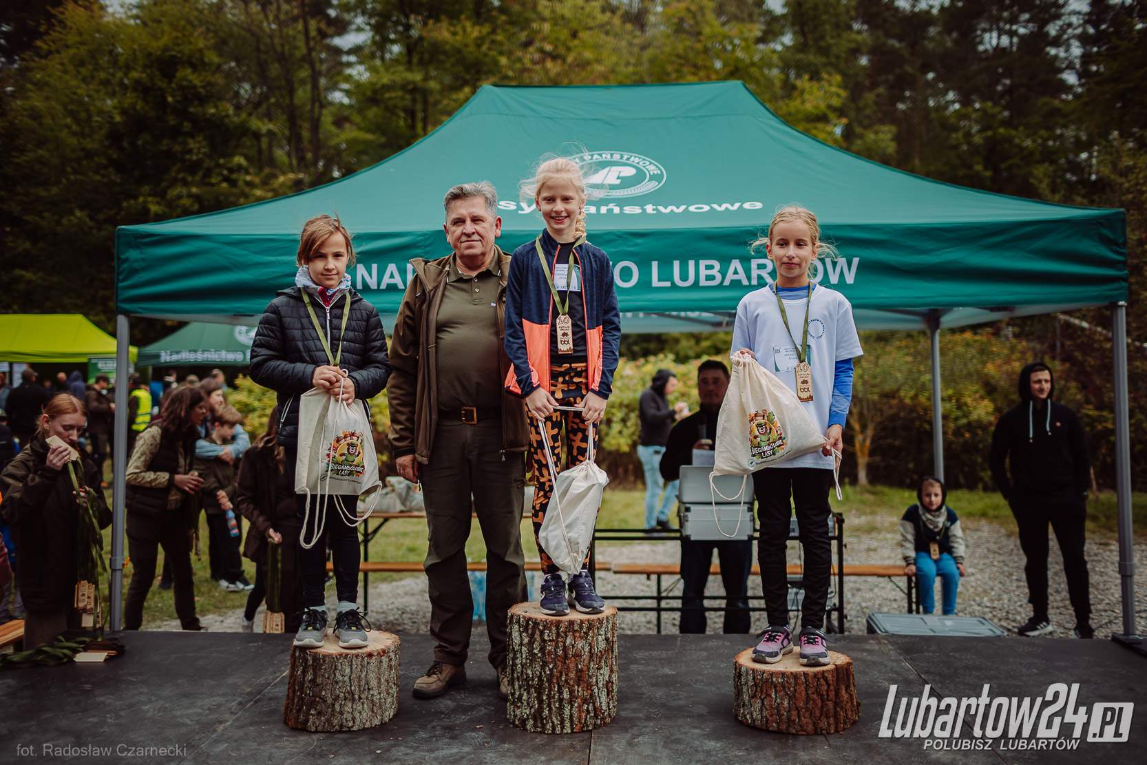 Dzieci biegają, bo lubią lasy