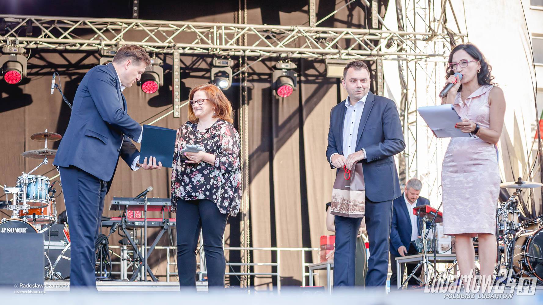 Stypendia i nagrody Burmistrza