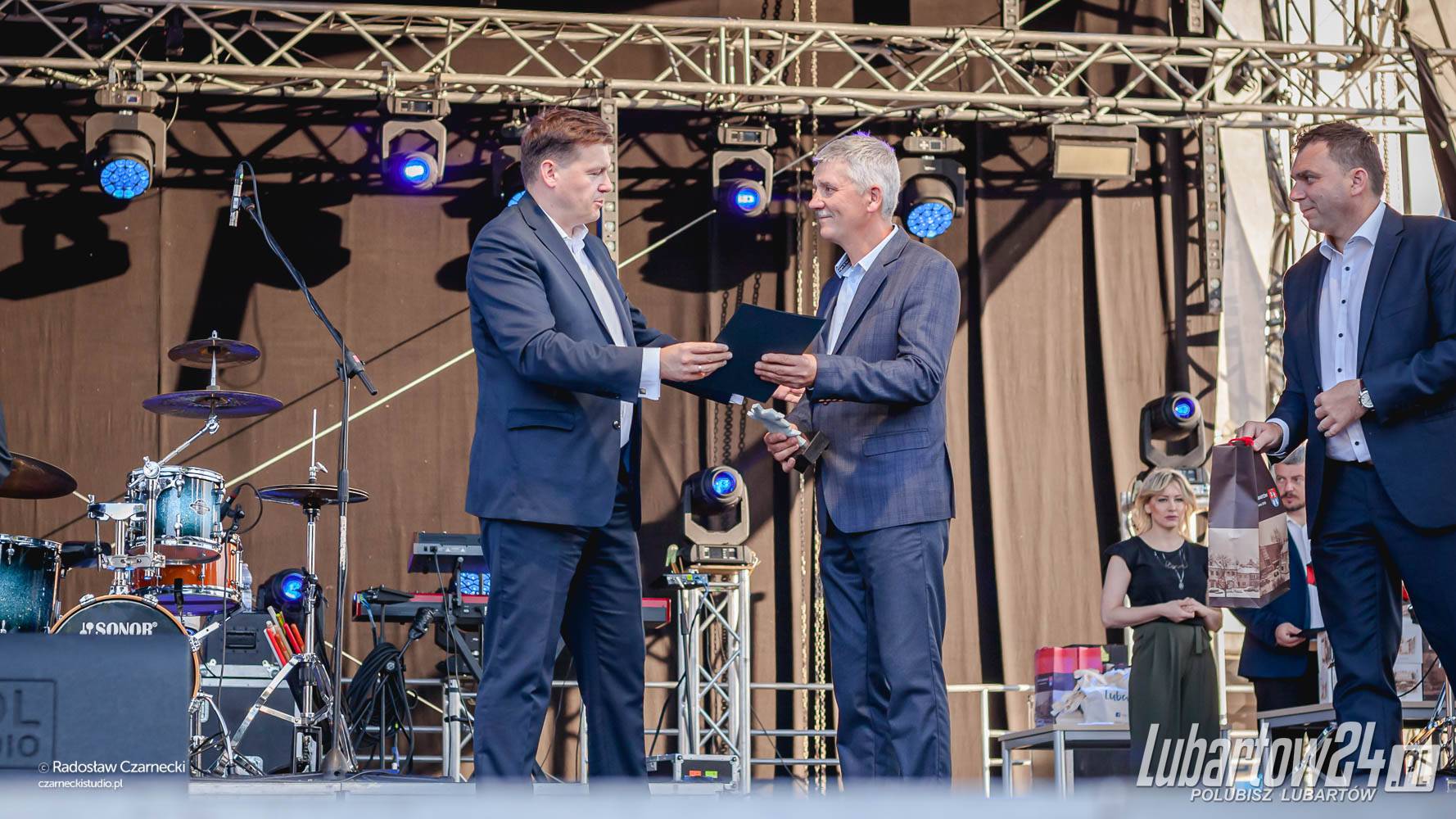 Stypendia i nagrody Burmistrza