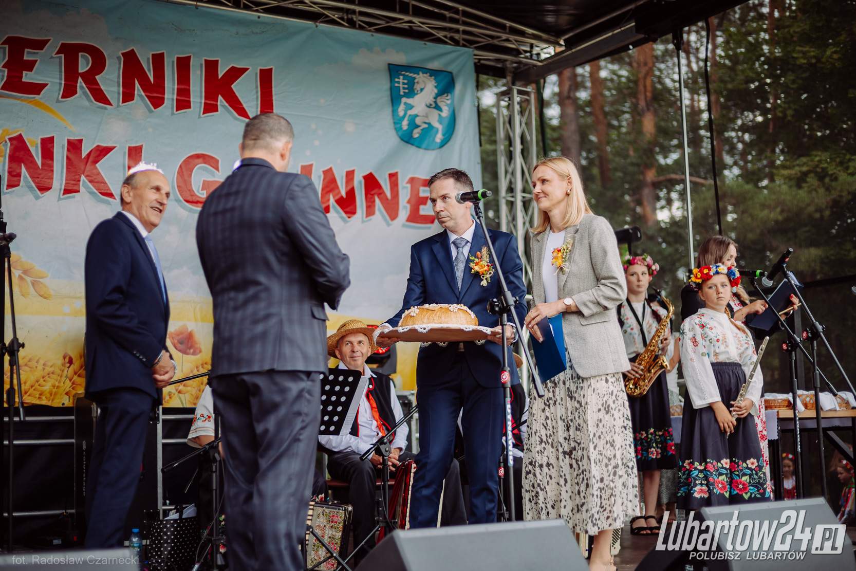 Dożynki w Sernikach