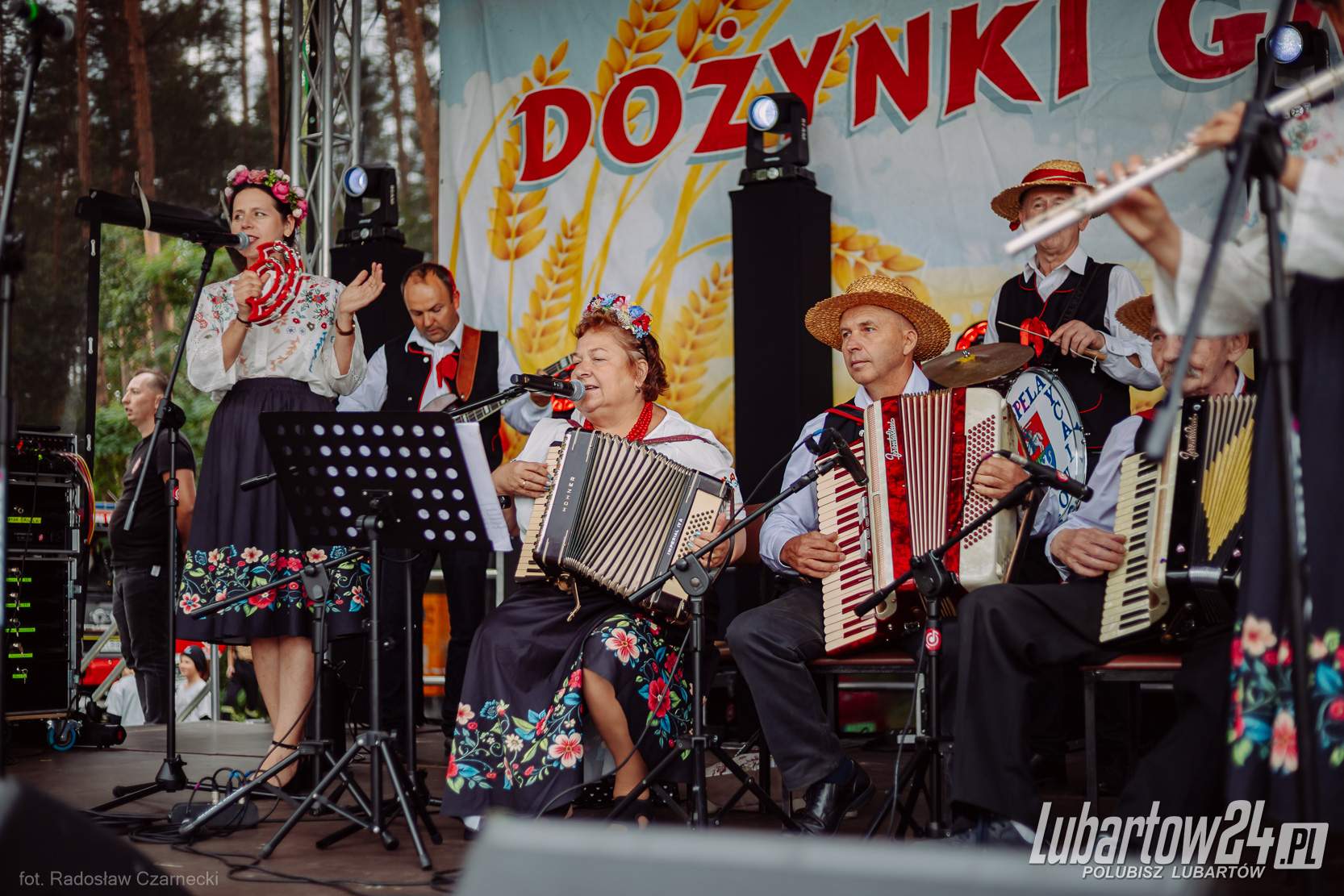 Dożynki w Sernikach