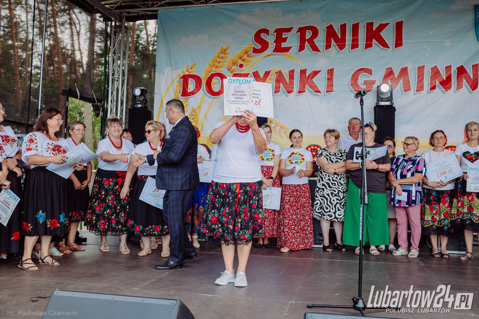 Dożynki w Sernikach