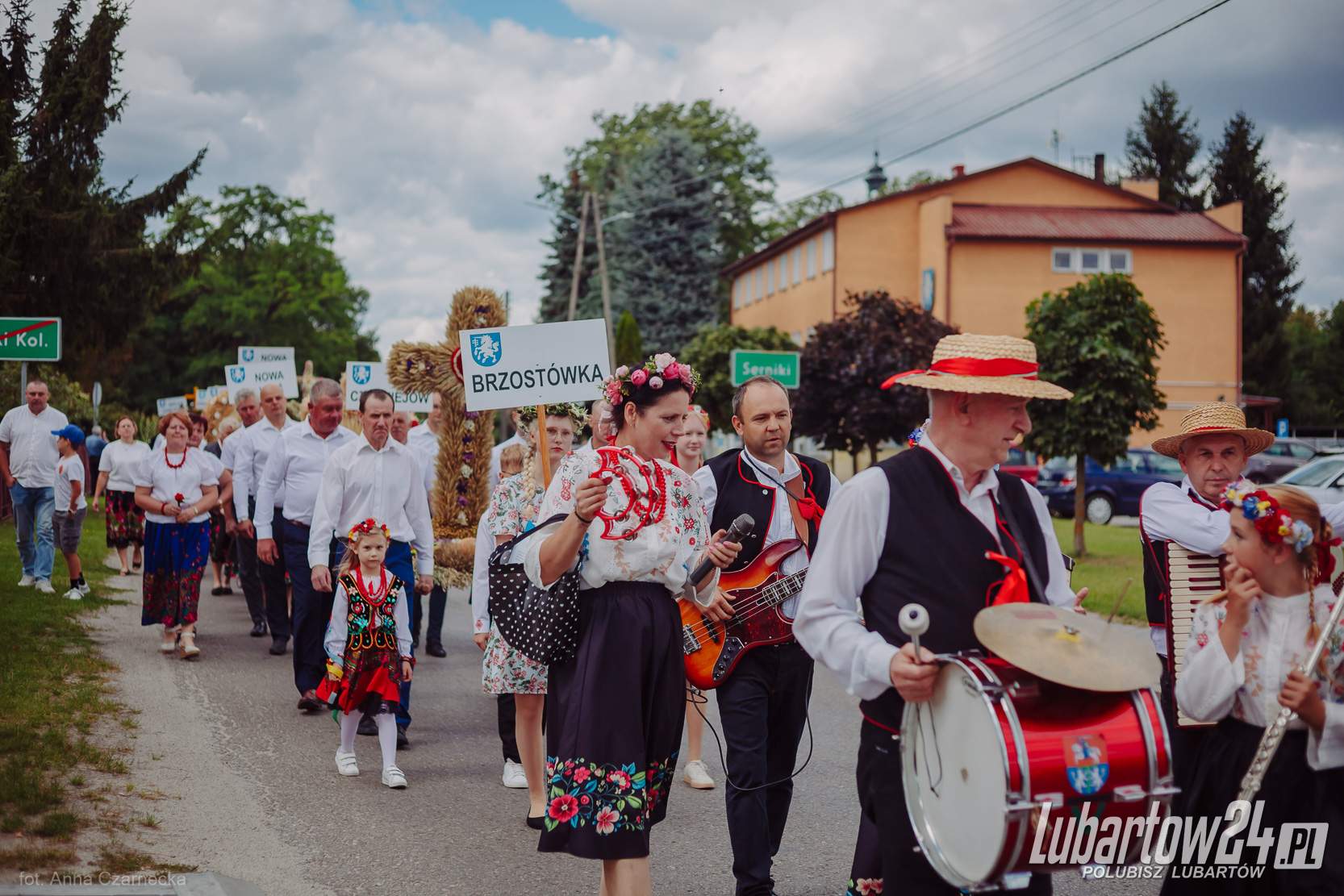Dożynki w Sernikach