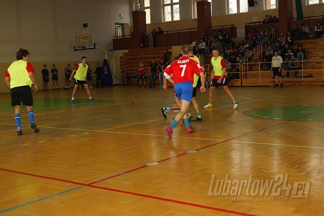 Mikolajkowy Turniej w ZS 2