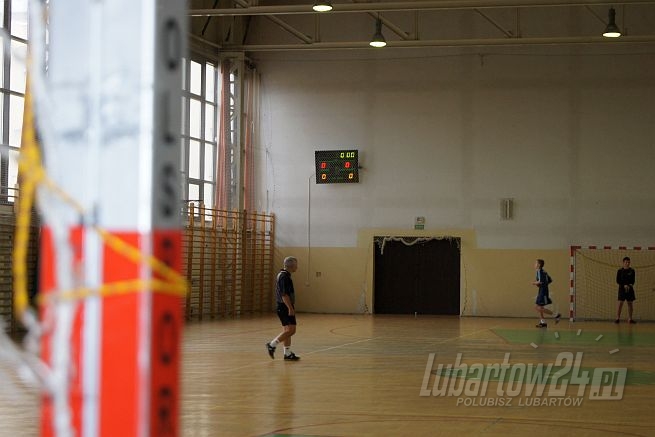 Mikolajkowy Turniej w ZS 2