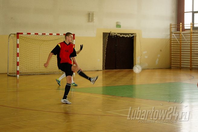 Mikolajkowy Turniej w ZS 2
