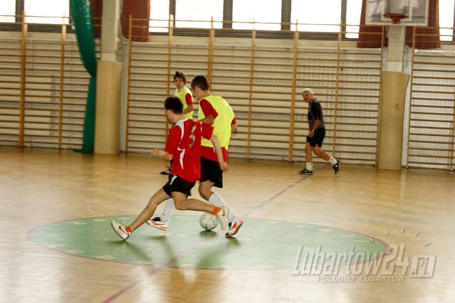 Mikolajkowy Turniej w ZS 2