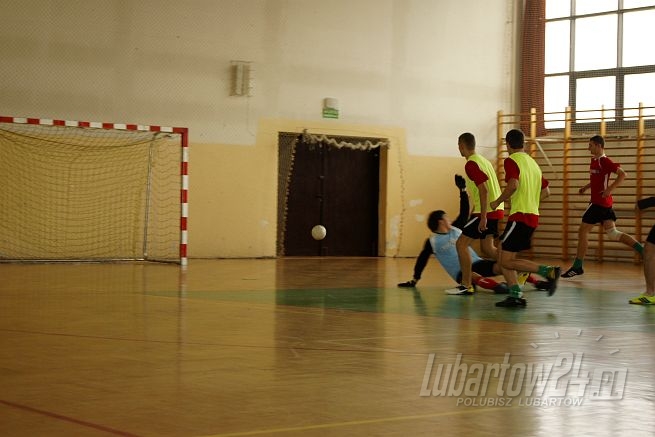 Mikolajkowy Turniej w ZS 2