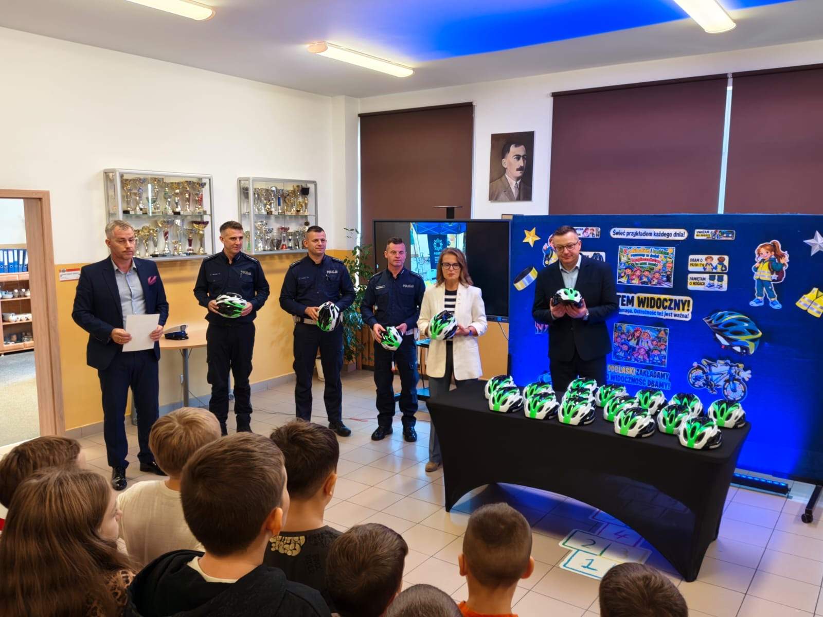 Kaski dla młodych rowerzystów