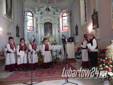 JUBILEUSZ 25- LECIA ZESPOŁU ŚPIEWACZEGO "JARZĘBINKI"