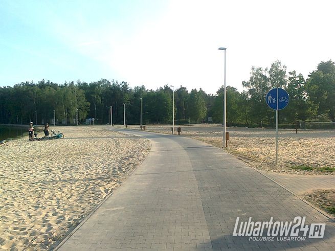 Promenada w FIRLEJU