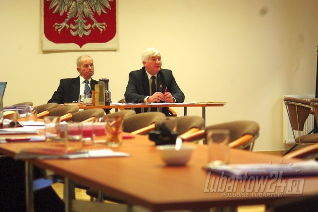 Sesja Rady Gminy Ostrówek 24.01.2012