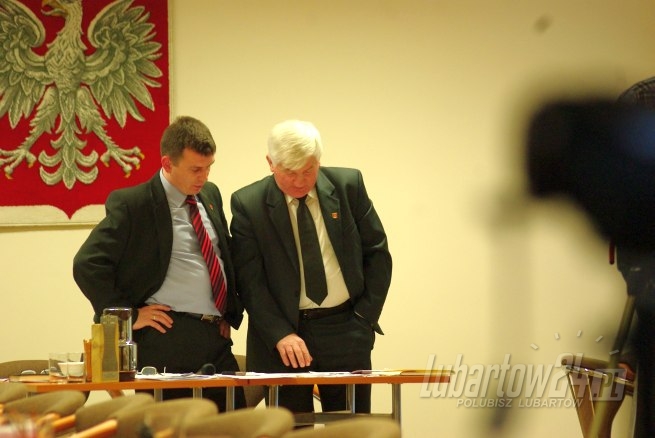 Sesja Rady Gminy Ostrówek 24.01.2012