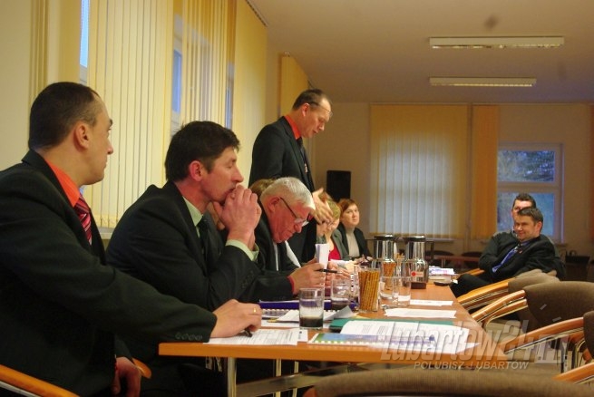 Sesja Rady Gminy Ostrówek 24.01.2012