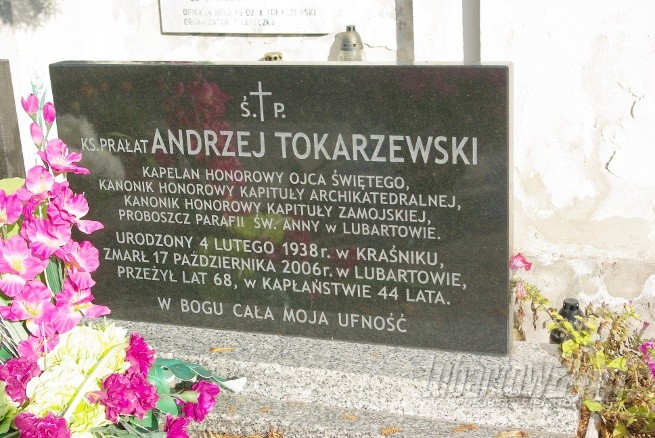Pomnik ks. Prałata Tokarzewskiego