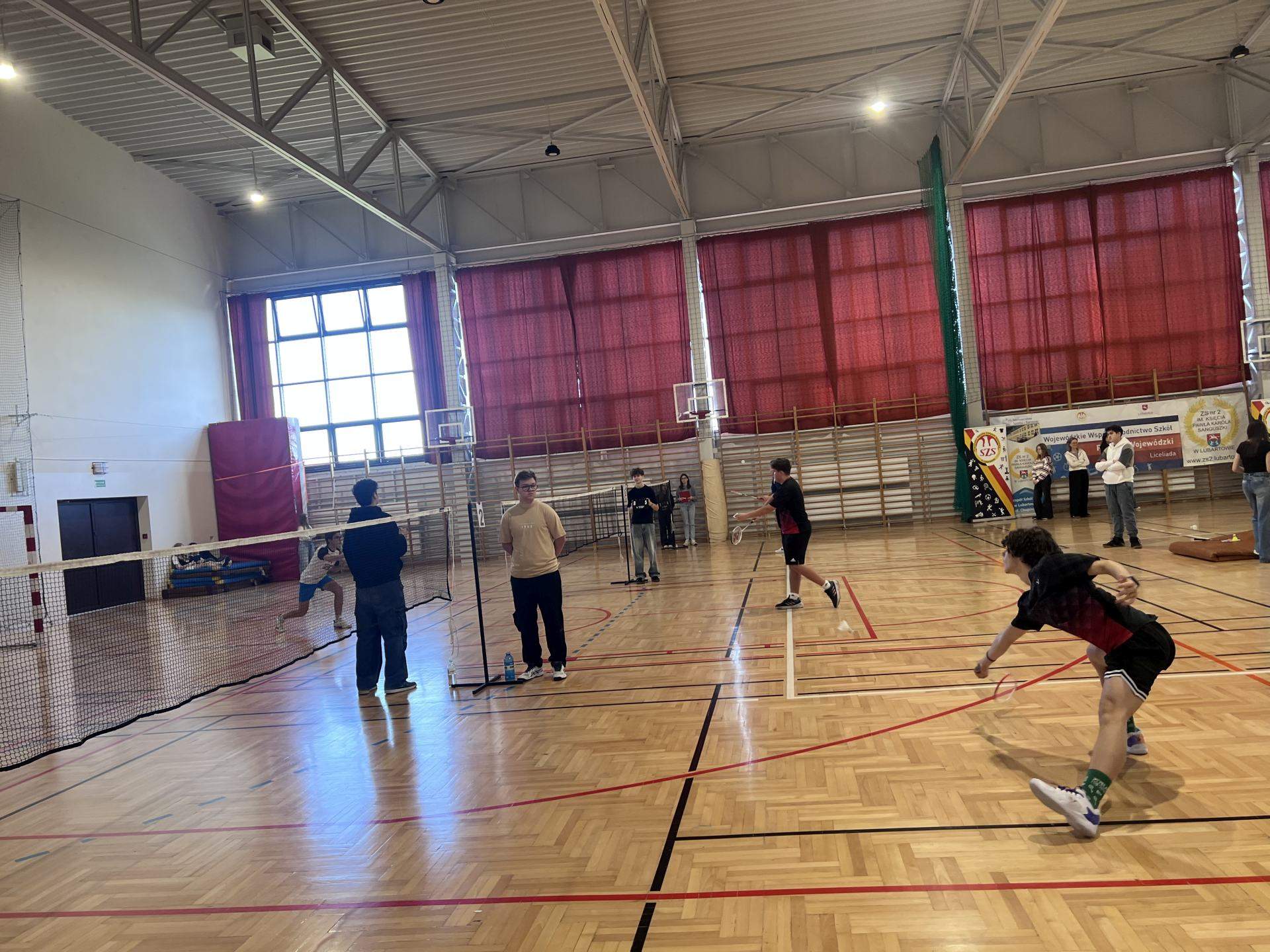 badminton drużynowy