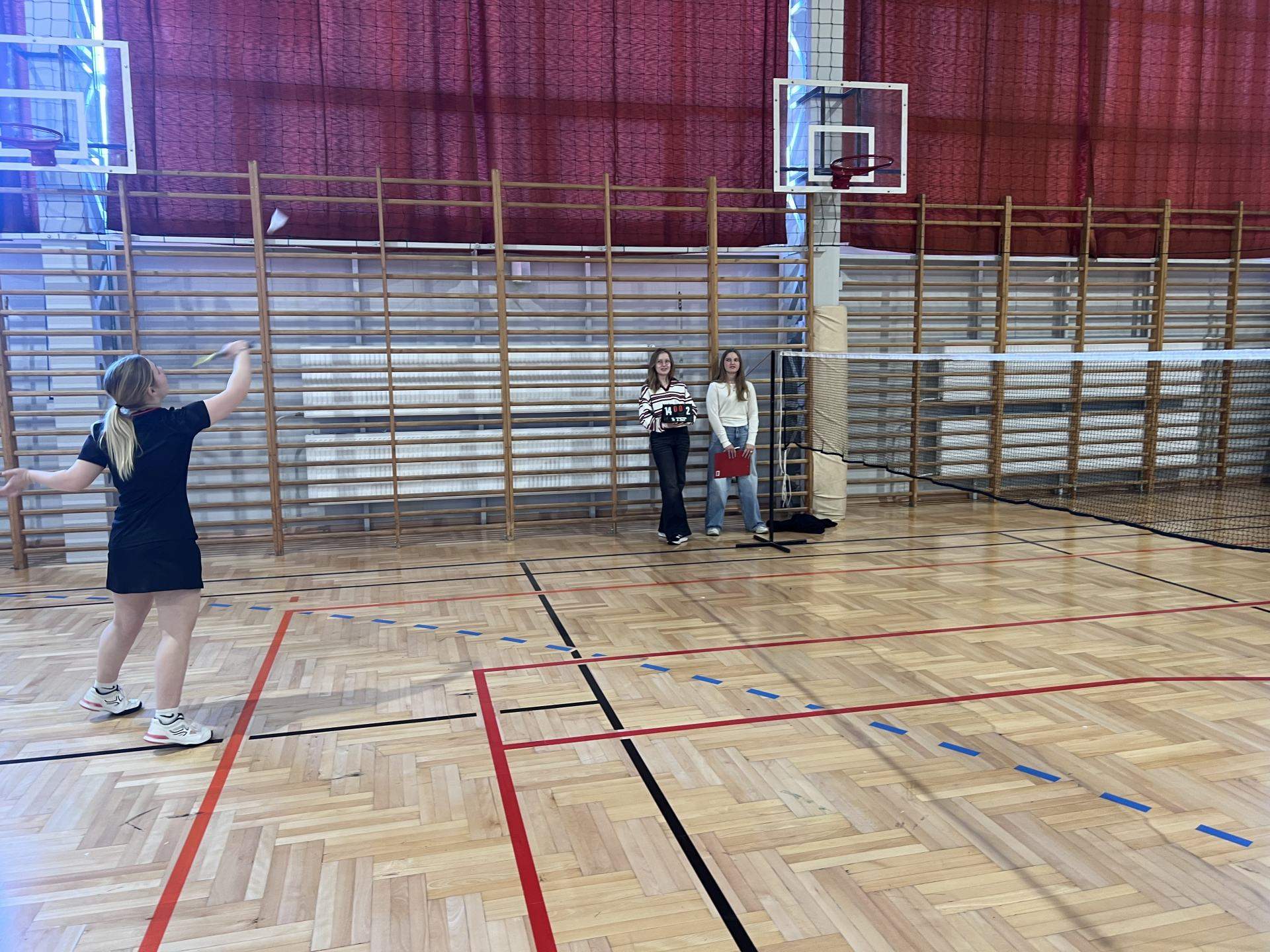 badminton drużynowy