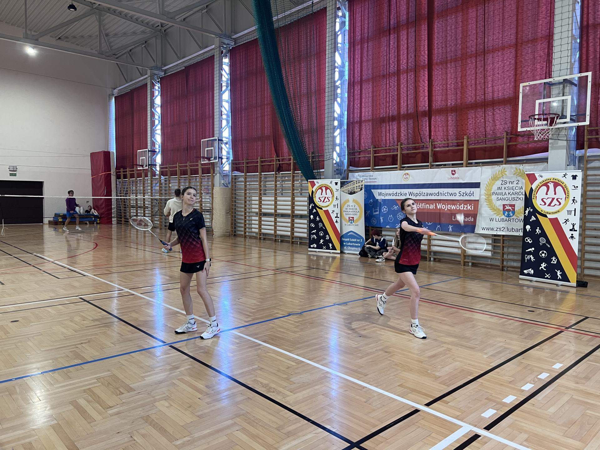 badminton drużynowy