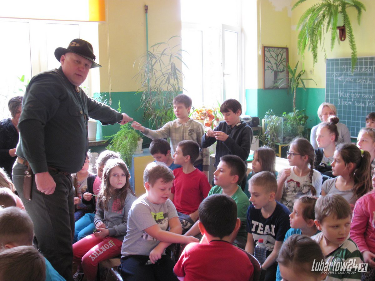 Myśliwi spotkali się z dziećmi