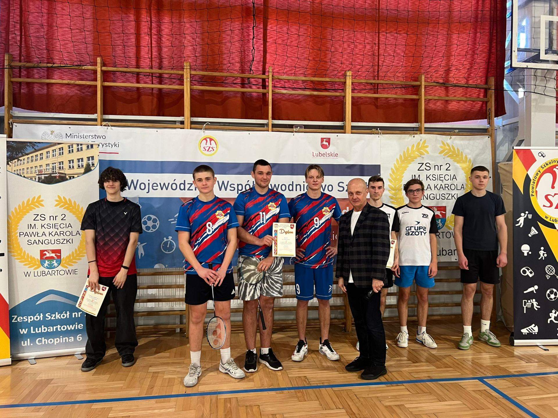 badminton drużynowy