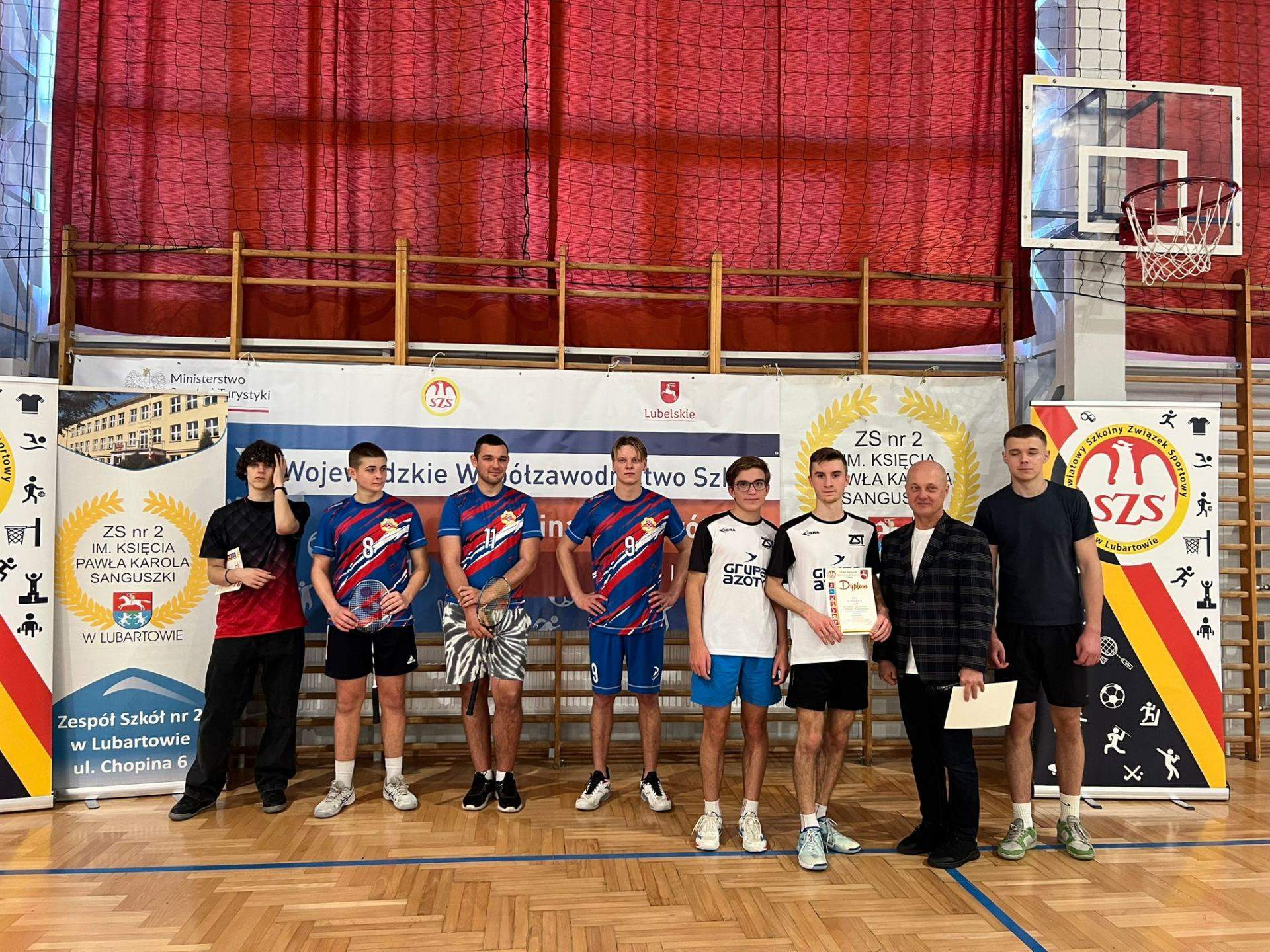 badminton drużynowy