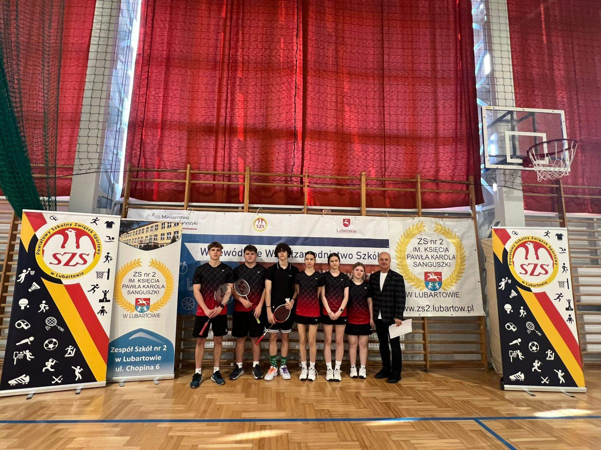 badminton drużynowy