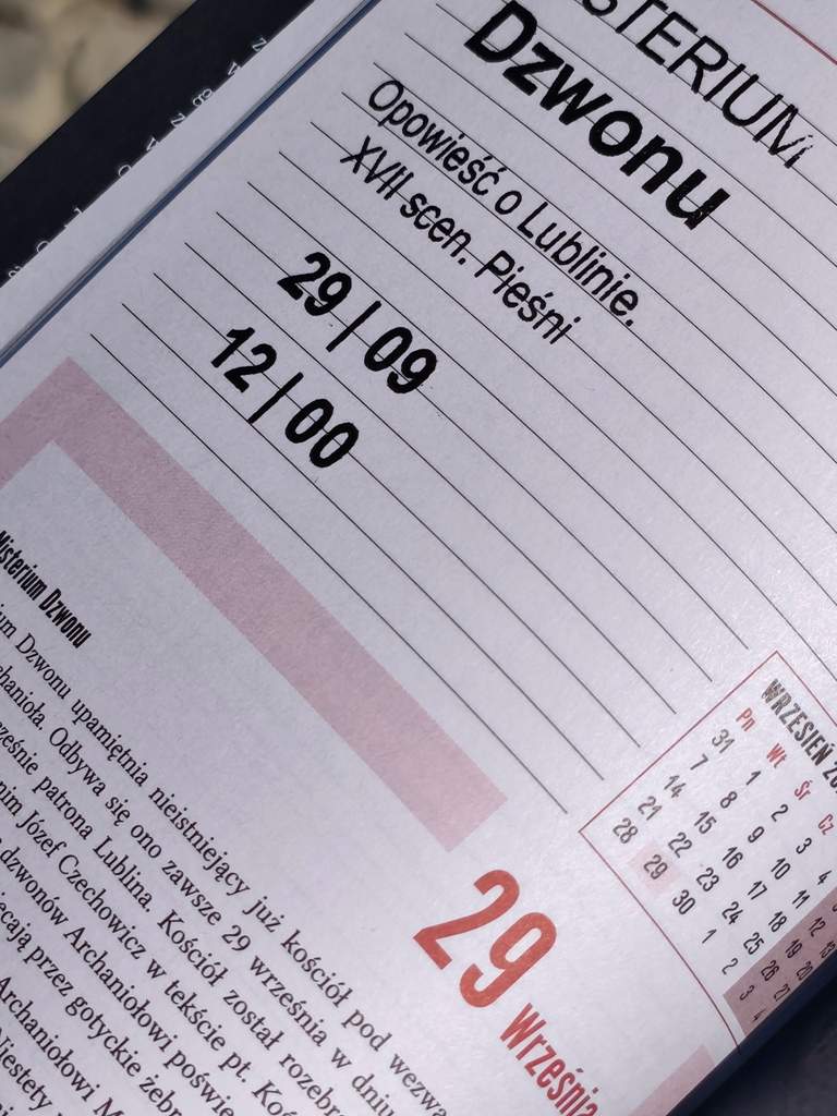 UCZNIOWIE II LO ZANURZENI W OBRAZ