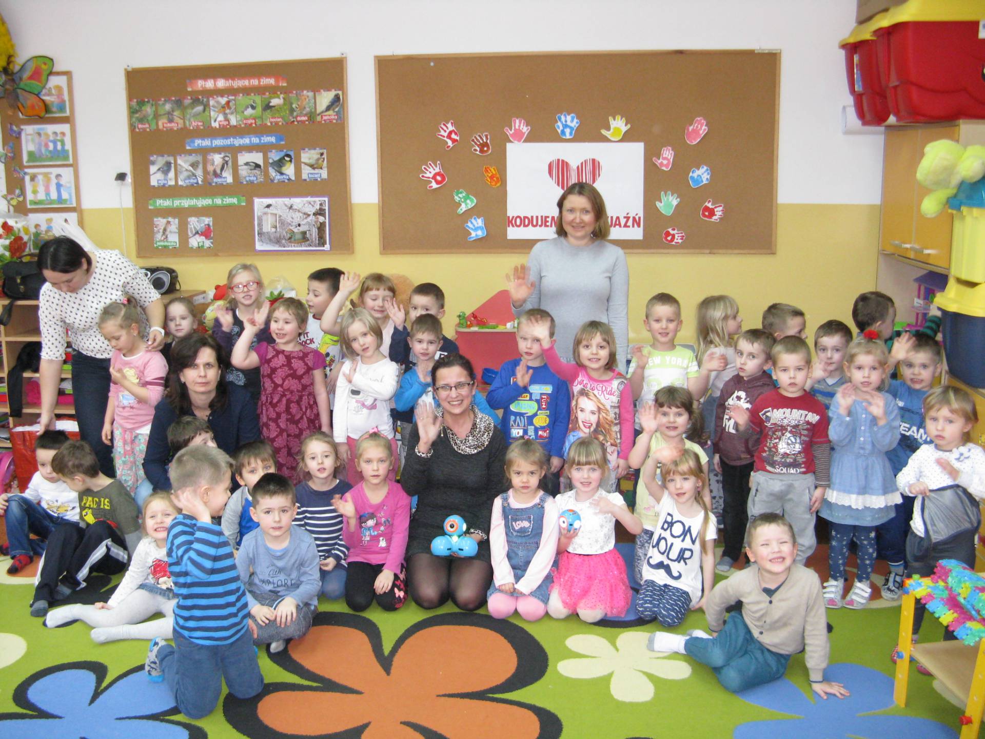KODOWANIE PRZYJAŹNI Z DASHEM I DOTEM