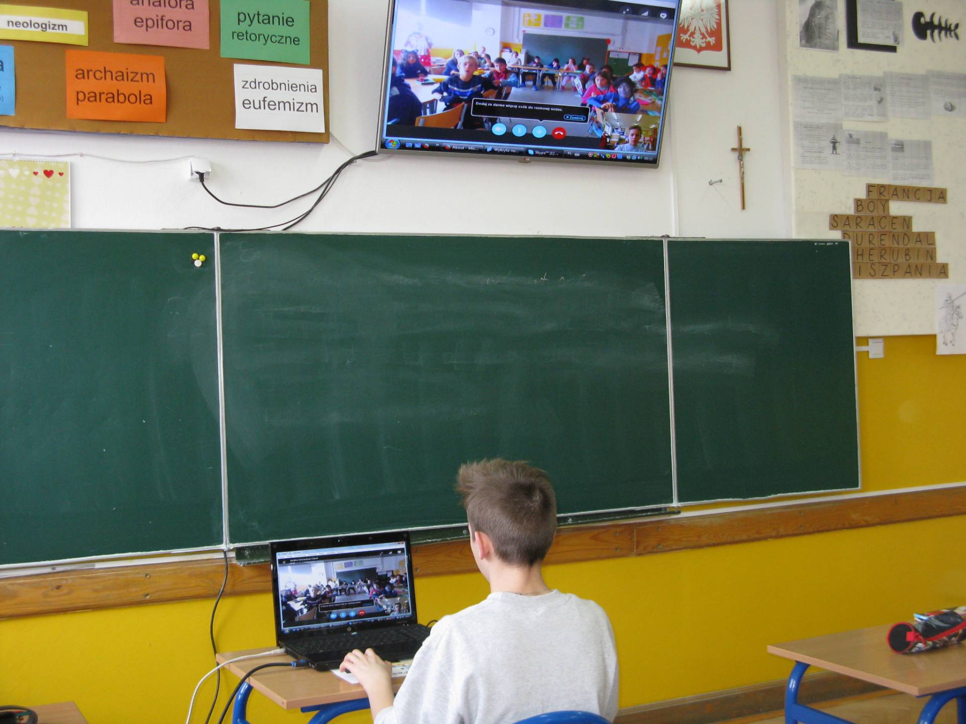 PO RAZ KOLEJNY SKROBÓW ON-LINE Z HISZPANAMI