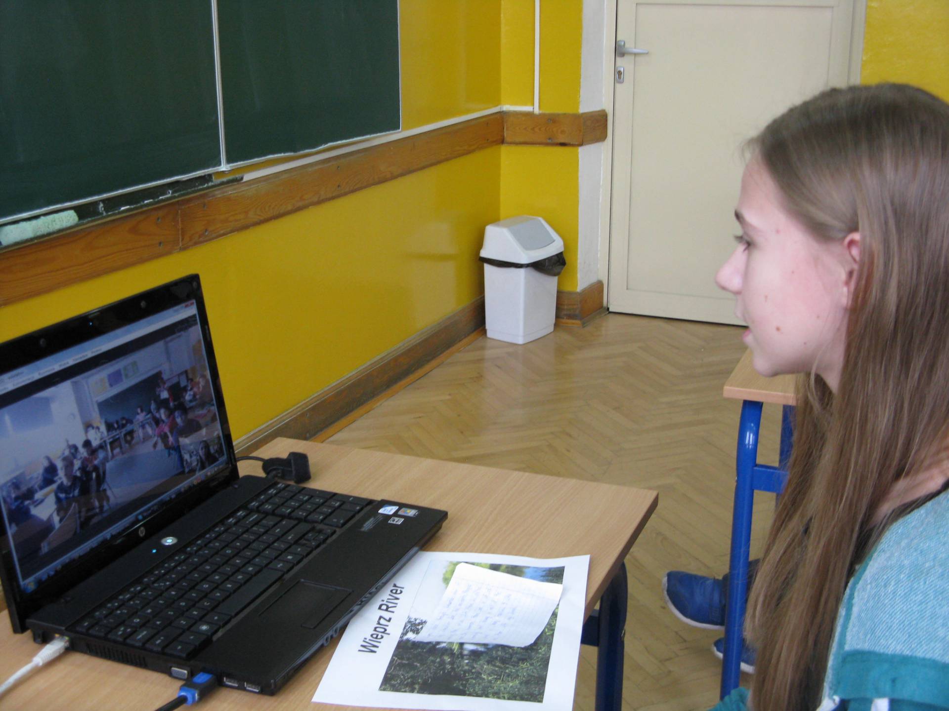 PO RAZ KOLEJNY SKROBÓW ON-LINE Z HISZPANAMI