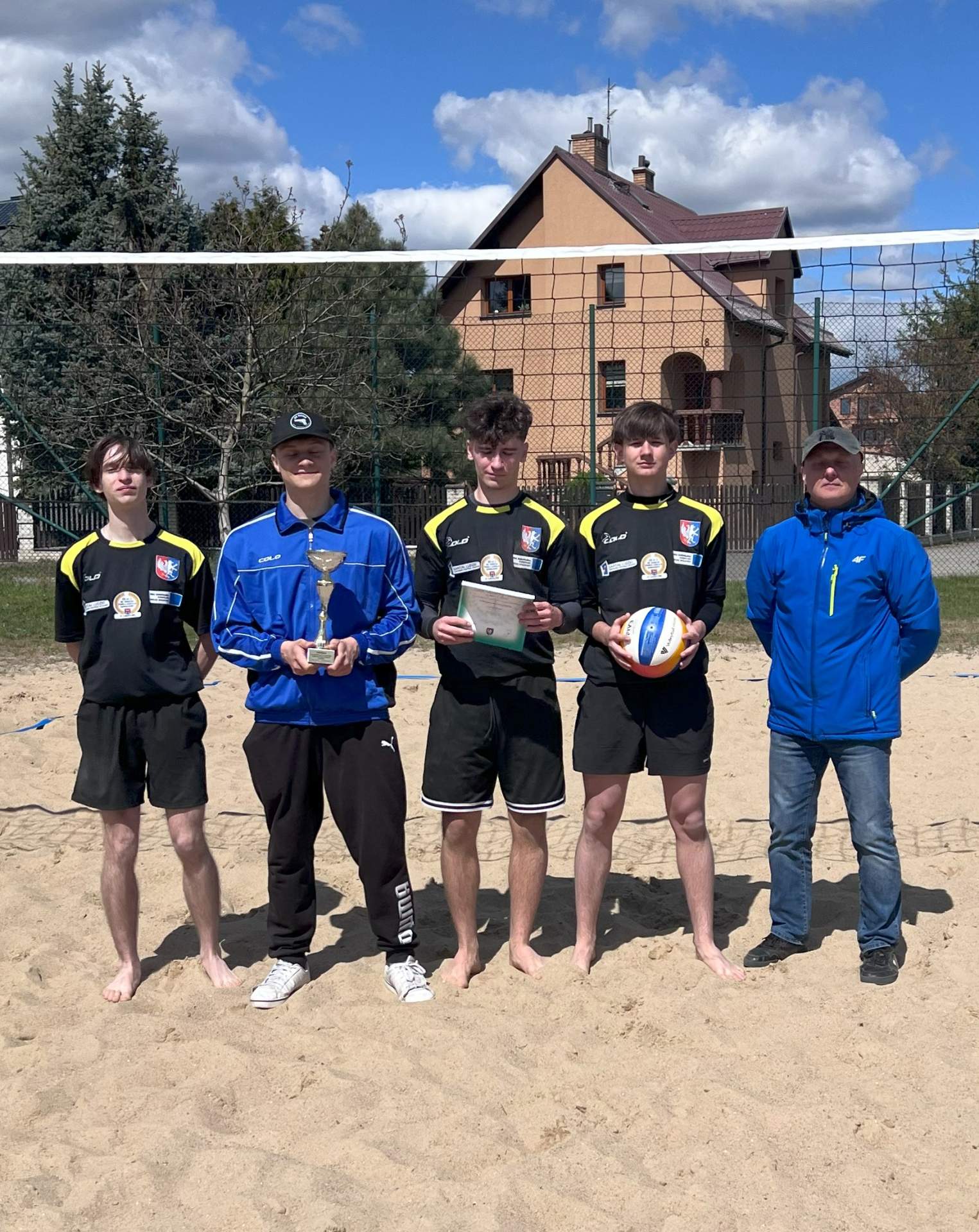 Siatkarze plażowi z ZS nr 2