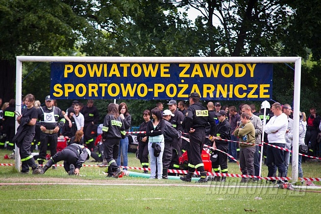 Powiatowe zawody strażackie 2011