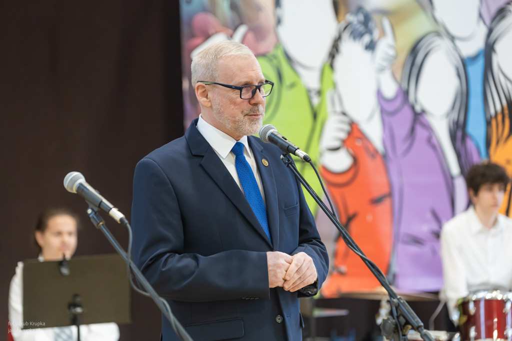 Pożegnanie maturzystów