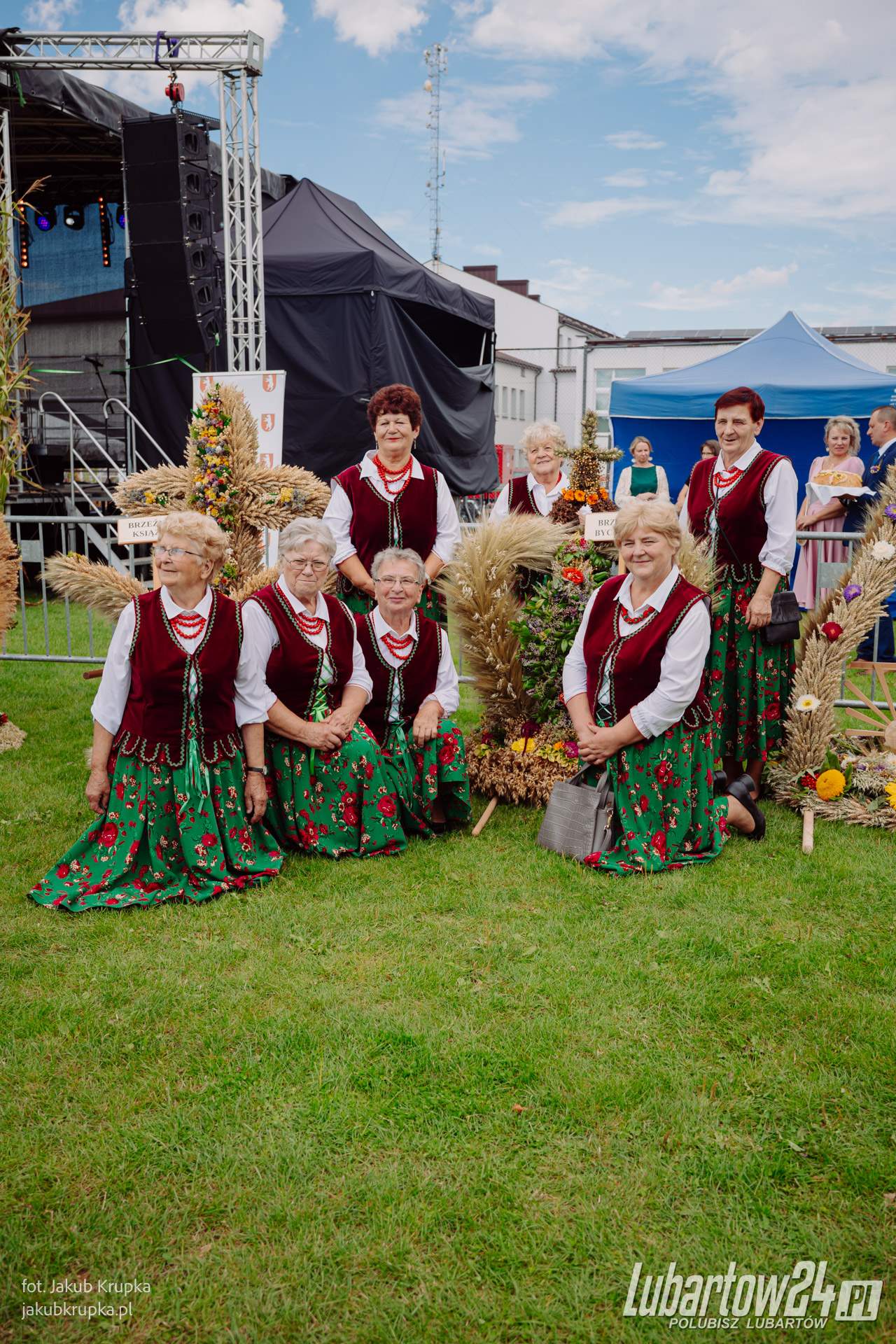 Dożynki w Niedźwiadzie