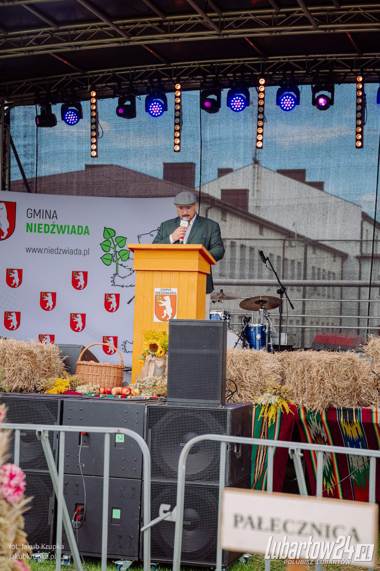 Dożynki w Niedźwiadzie