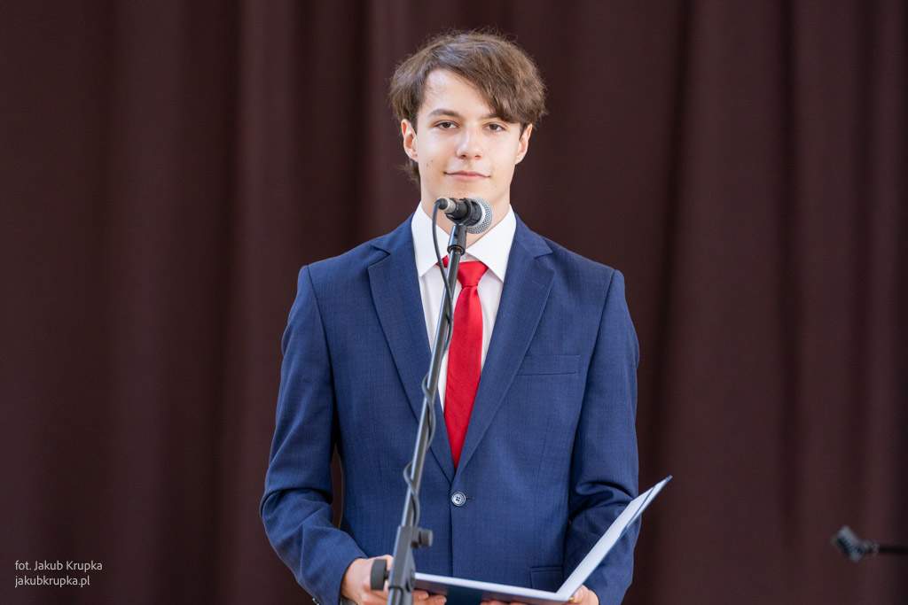 uroczyste zakończenie roku szkolnego w II LO