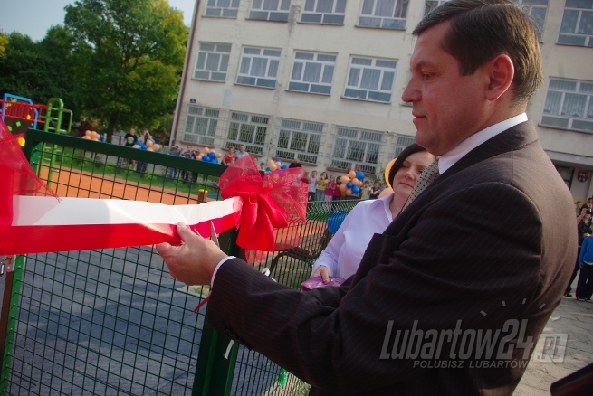 Jedynka otworzyła plac dla uczniów